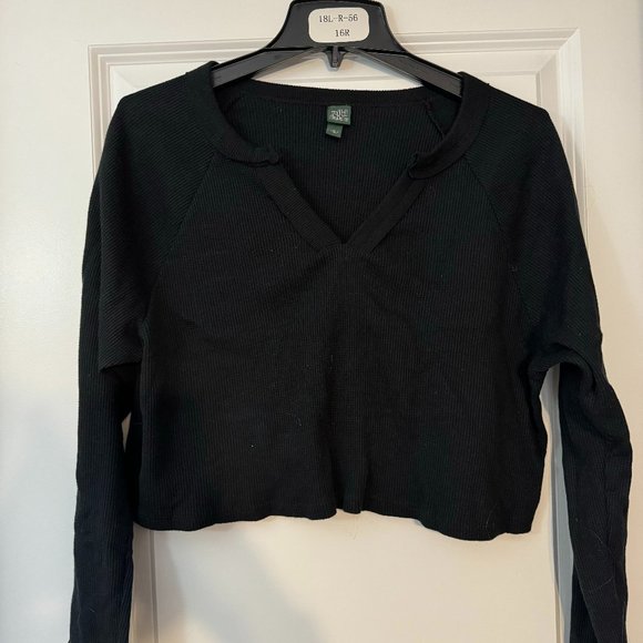 wild fable Tops - Black wild fable Cropped Long Sleeve Size L